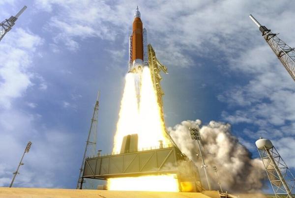 موشک 13 میلیارد دلاری ماموریت آرتمیس، عکس